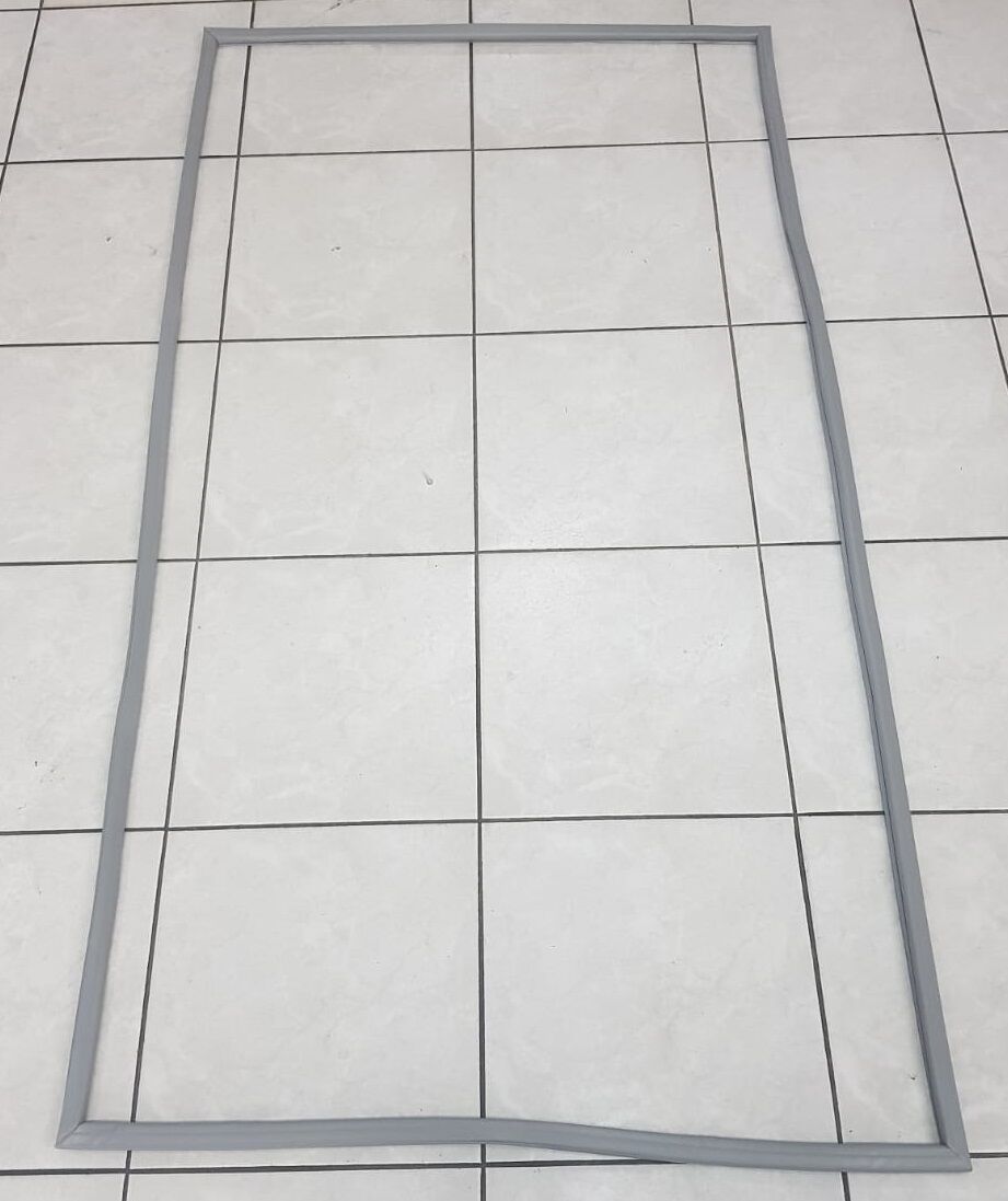 156,5 X 85 CM MANYETİK CONTA GEÇMELİ