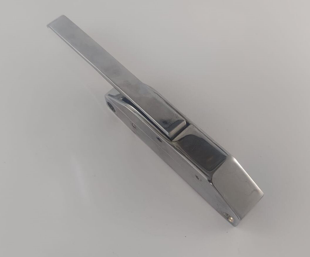 TİCARİ BUZDOLAP YAN KAPİ KİLİT